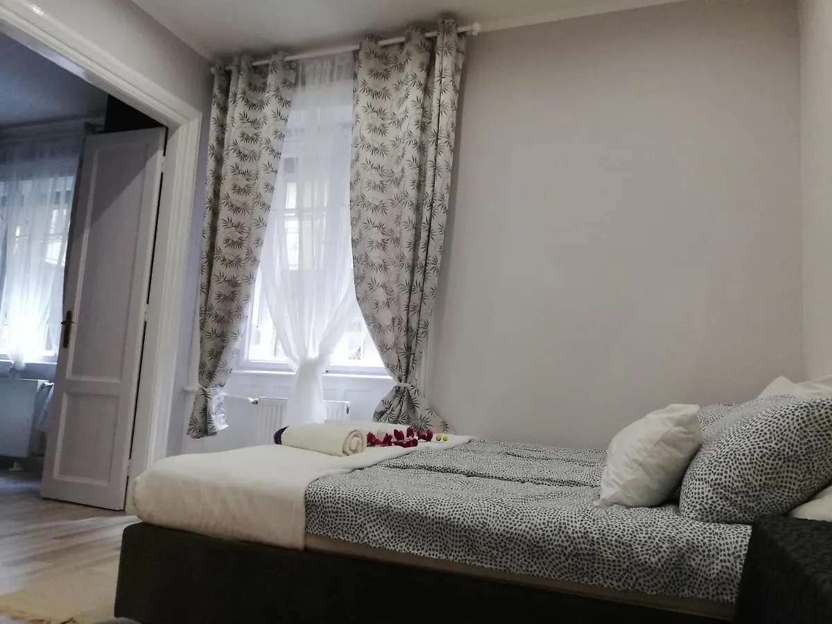 Appartamento Pannonia Budapest Center Deluxe Ungheria